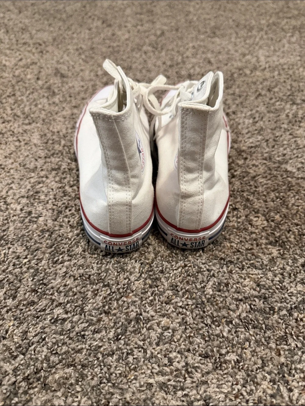 Converse White High Top Chuck Taylor Sneakers Women's 10.5 Men's 8.5